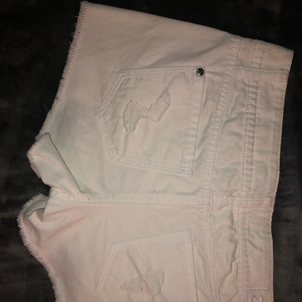 Shorts - Picture 2 of 3